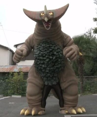File:Gomora giant.jpg