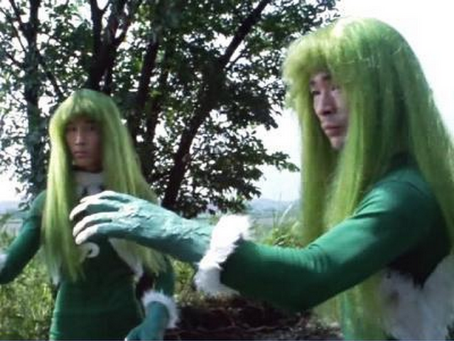 File:Alien Paradai I.png