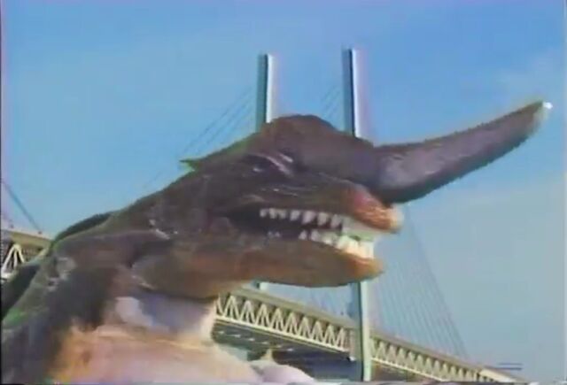 File:LineKaiju9.jpeg