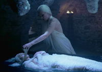 Lena cocoone une vampire 1.png
