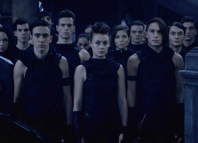 File:Underworld - Death Dealers Recruits.jpg