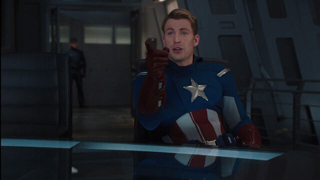 Ficheiro:Captain-America-Avengers-UnderstoodReference.jpg