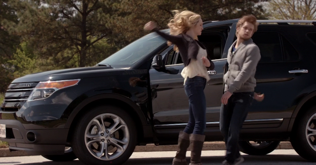 File:Caroline kills Luke 5x22.png