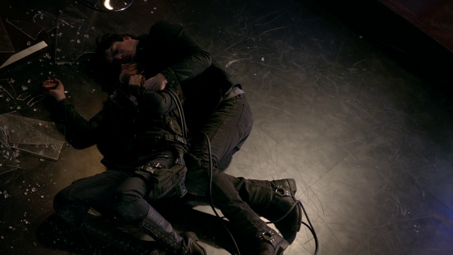 File:716-005-Damon-Rayna.png