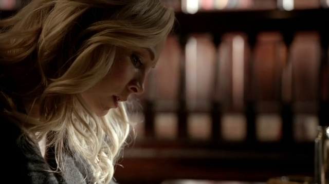 File:6X15-11-Caroline.png