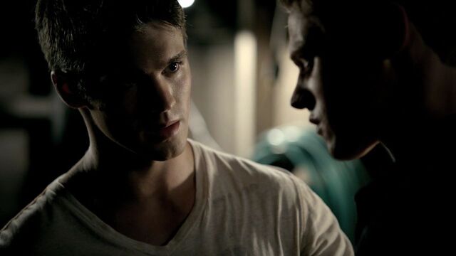 File:302VampireDiaries1012.jpg