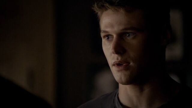 File:Matt 3 TVD 5x04.jpg