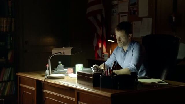 File:6X04-21-Tripp.jpg