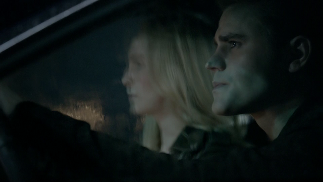 File:721-126-Stefan~Caroline.png