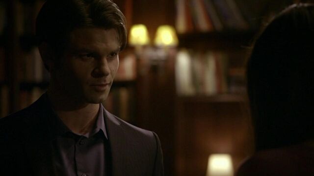 File:Elijah-in-2x20-The-Last-Day-elijah-21533948-1280-720.jpg