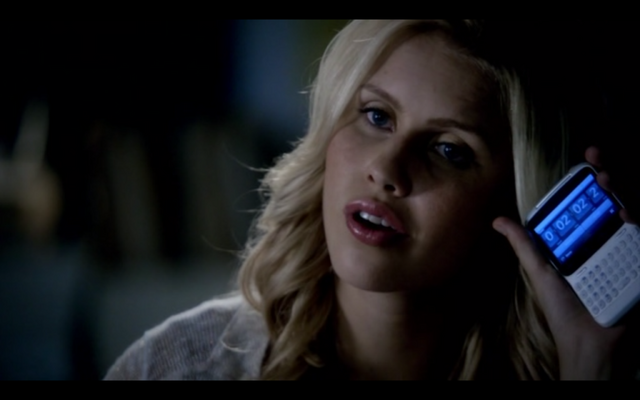 File:Rebekah phone.png