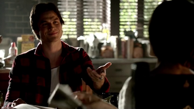 File:601-119-DamonBonnie.png