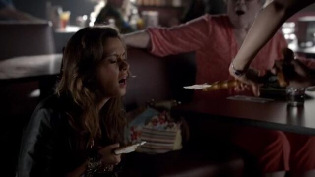 File:800px-Nadia 5 TVD 5x05.jpg