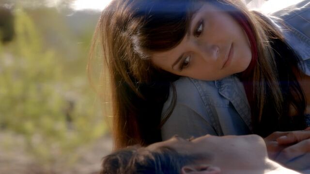 File:Stelena 2 TVD 5x02a.jpg