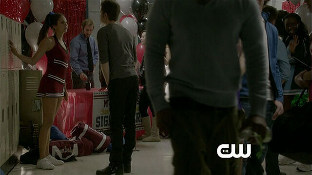 File:TVD 4x16-2.jpg