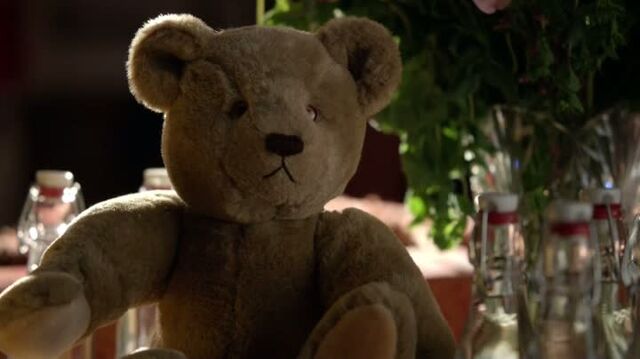 File:6X13-12-Cuddles.jpg