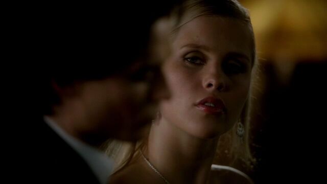 File:314VampireDiaries1550.jpg