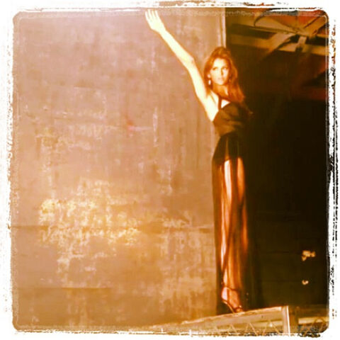 File:Tvdnina-dobrev-season-5-shoot.jpg