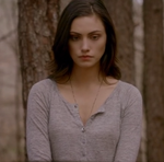 Queen-Hayley-3x20-10.png