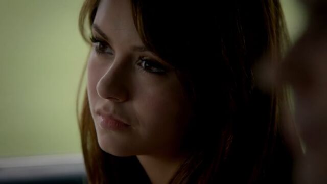 File:Elena 5 TVD 5x03.jpg