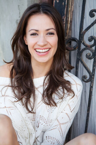 File:Kristen Gutoskie.jpg