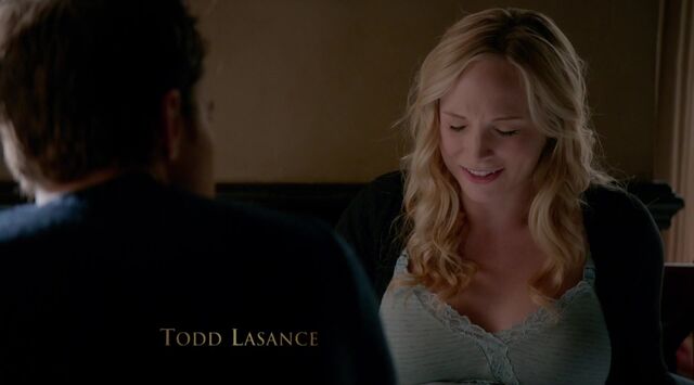 File:712-009-Stefan-Caroline.jpg