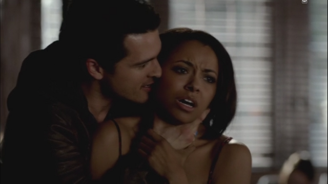 File:Enzo threatens Bonnie.png