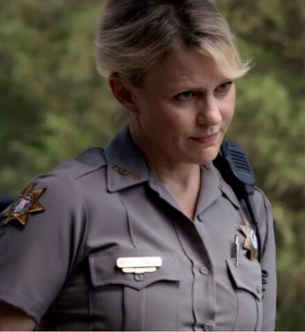 File:Liz 2 TVD 5x02.jpg