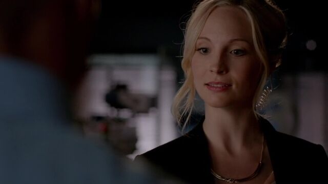 File:7X02-2-Caroline.jpg
