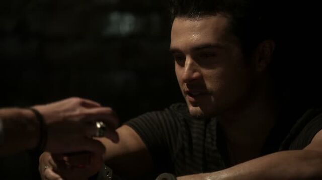 File:6X06-18-Enzo.jpg