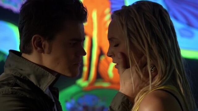 File:6X16-58-CarolineStefan.jpg