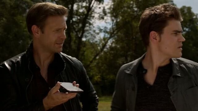 File:6X08-98-AalricStefan.jpg