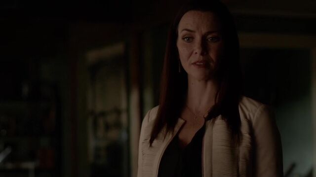 File:7X03-100-Lily.jpg