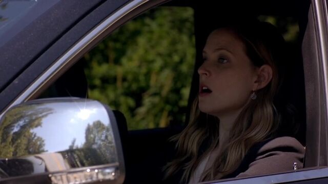 File:7X05-23-Valerie.jpg