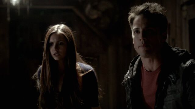 File:408VampireDiaries1111.jpg