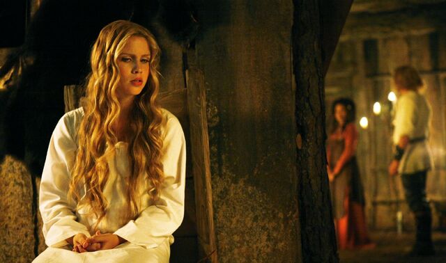 File:Rebekah in flashback.jpg