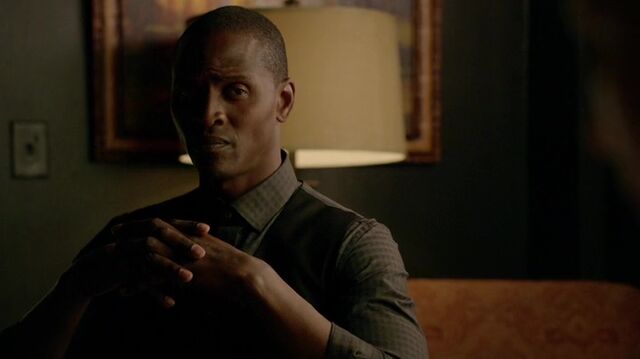 File:7X01-12-Beau.jpg