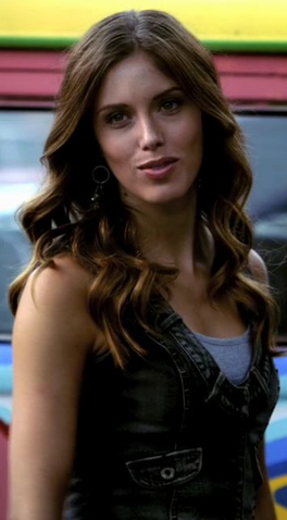 Vicki-donovan-and-the-vampire-diaries-gallery.png