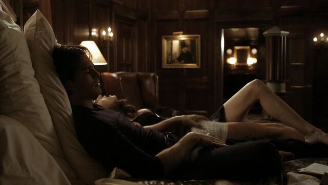 File:216VampireDiaries1730.jpg