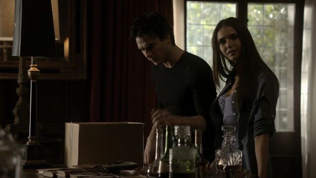 File:216VampireDiaries0437.jpg
