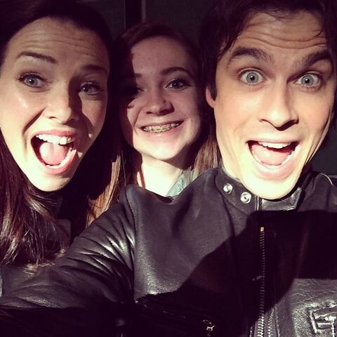 File:Annie-with-ian.jpg