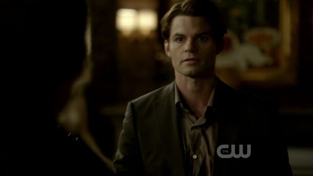 File:3x12-The-Ties-That-Bind-elijah-28463058-1280-720.jpg