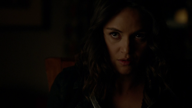 File:717-039-Rayna.png