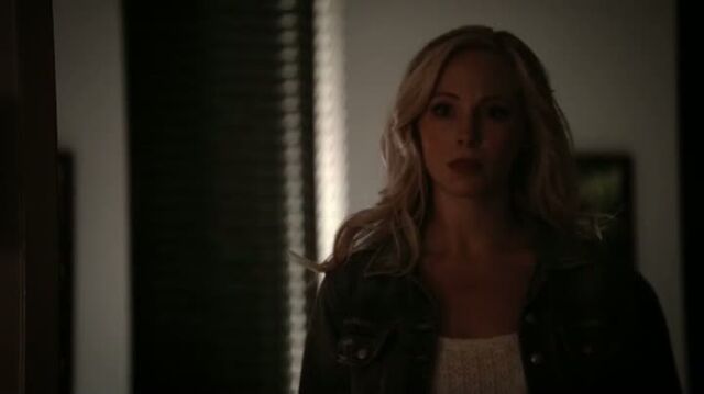 File:6X14-88-Caroline.jpg