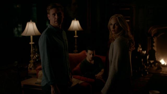 File:721-008~Damon-Caroline-Alaric-Enzo.png