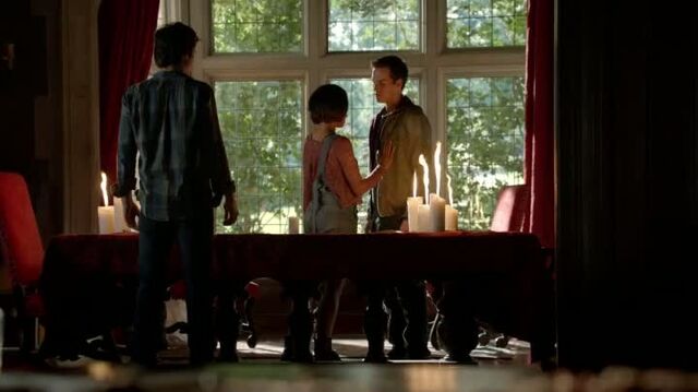 File:6X04-60-DamonBonnieKai.jpg