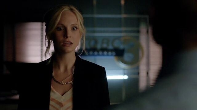 File:7X02-143-Caroline.jpg