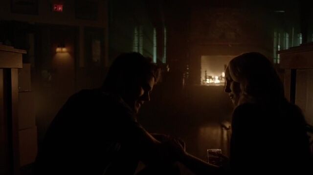 File:7X03-123-StefanCaroline.jpg