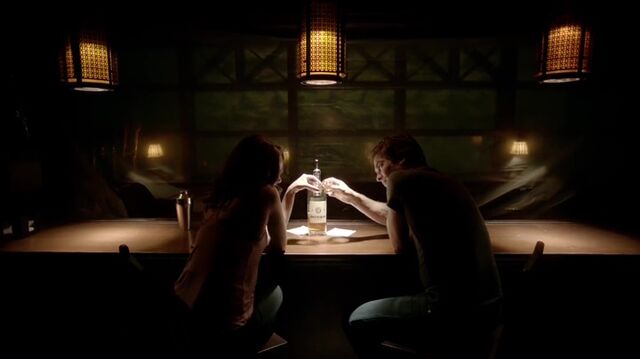File:7X05-110-DamonBonnie.jpg