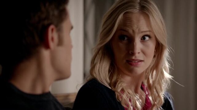 File:7X08-38-Caroline.jpg